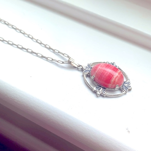 Jewelry - 🍬 Rhodochrosite Stone Necklace 🍬